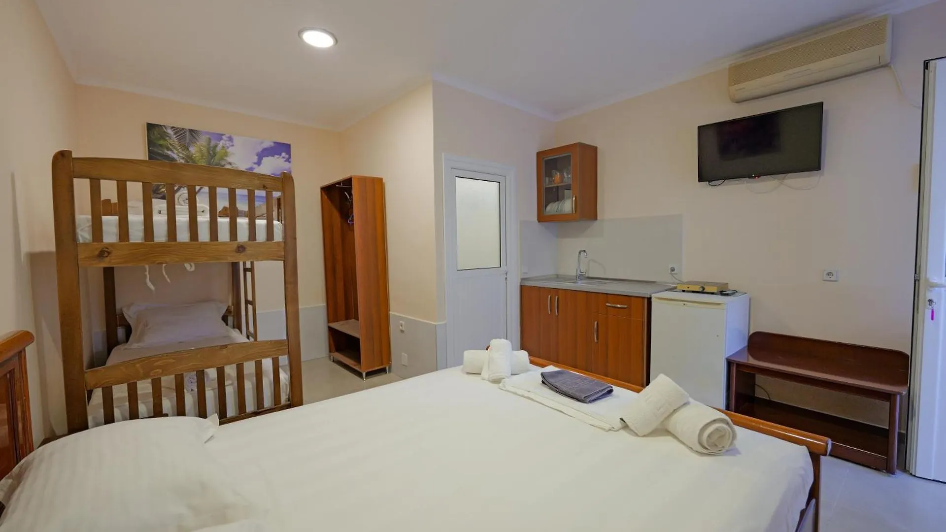Hotel Cozy Veranda Kristian - Free Parking Ksamil Albanie