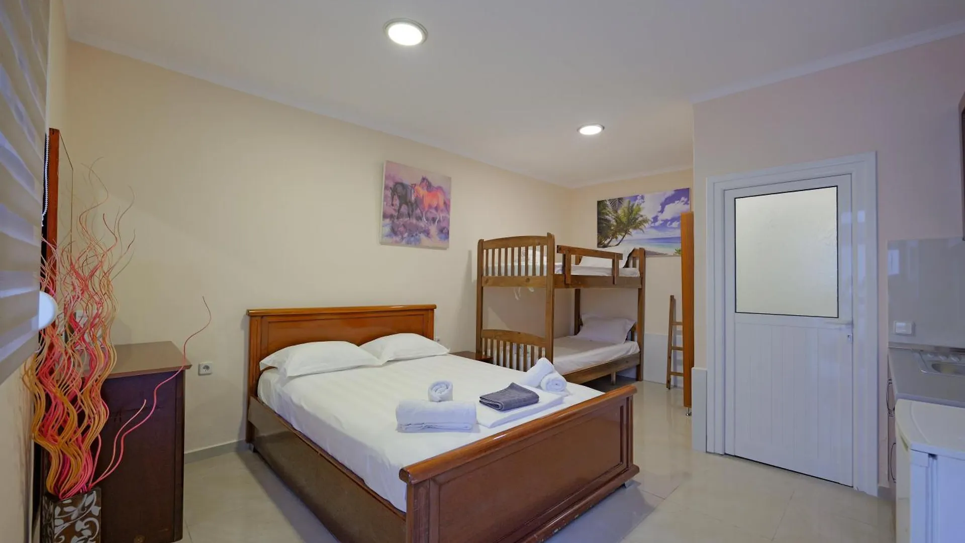 Hotel Cozy Veranda Kristian - Free Parking Ksamil Albanie