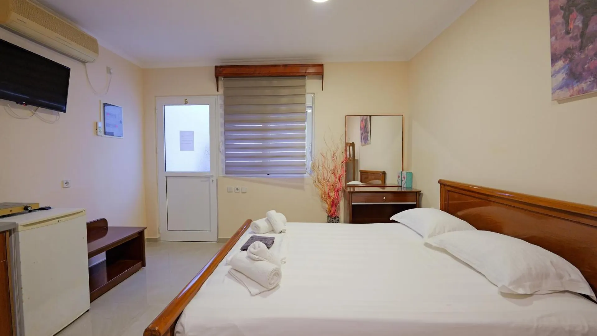 Cozy Veranda Kristian - Free Parking Ksamil