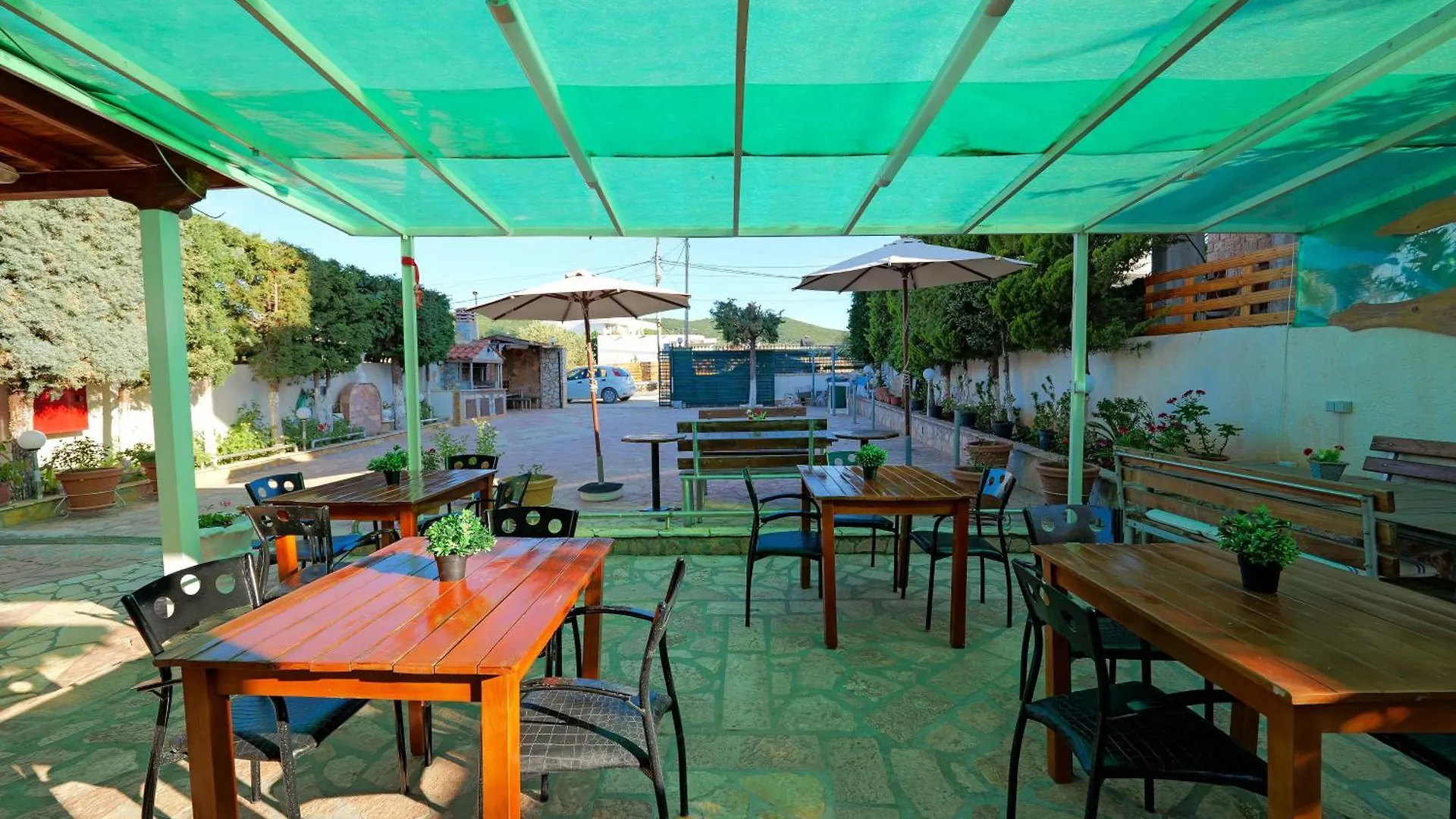 Cozy Veranda Kristian - Free Parking Ksamil 0*,  Albanie